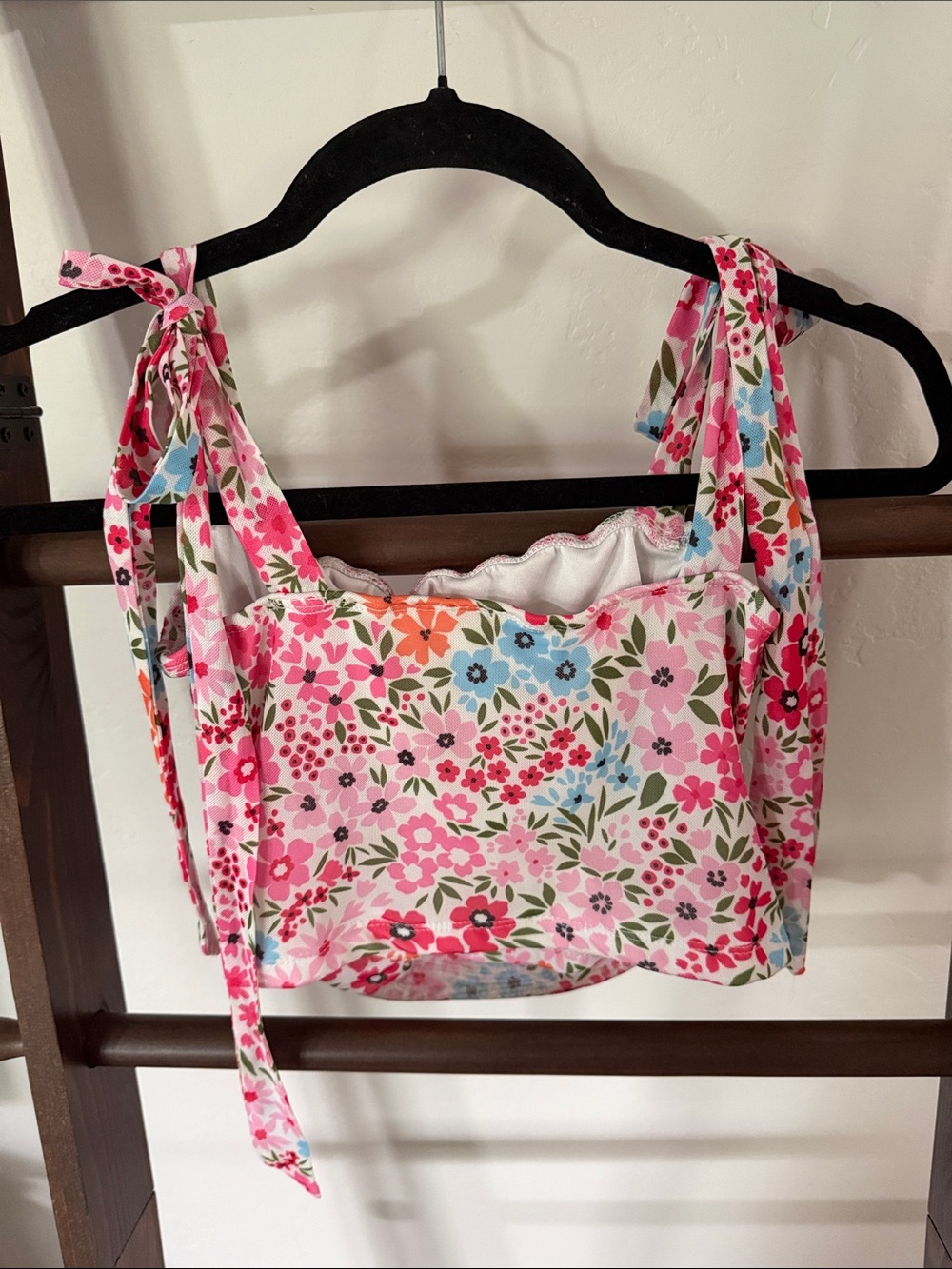 Floral Tie-Shoulder Crop Top — Pink Floral - Picture 5 of 5